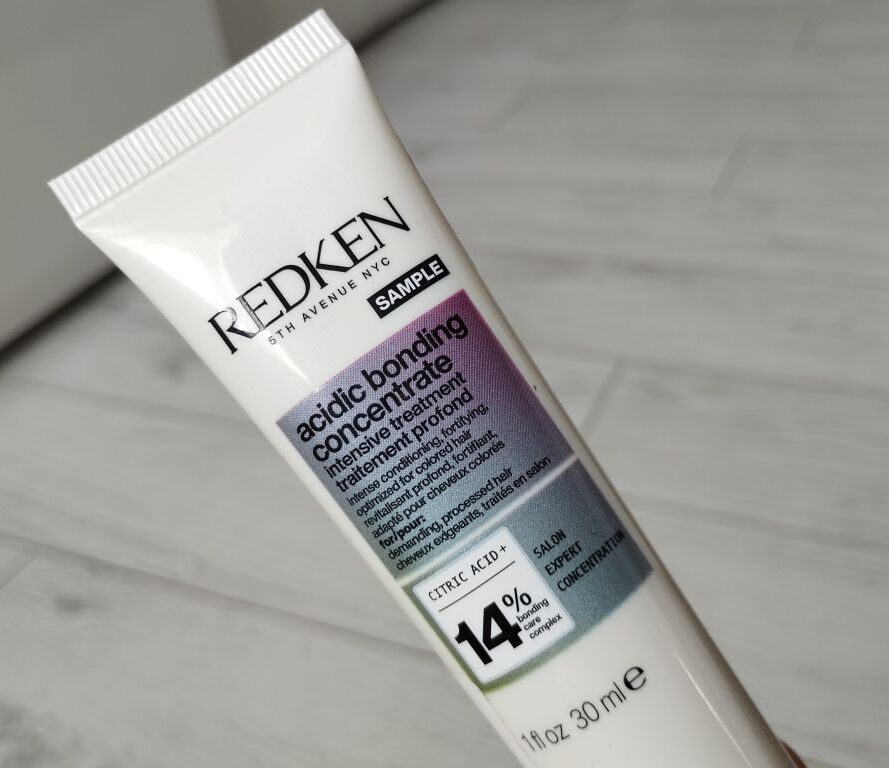 Redken Acidic Bonding Concentrate Intensive Treatment