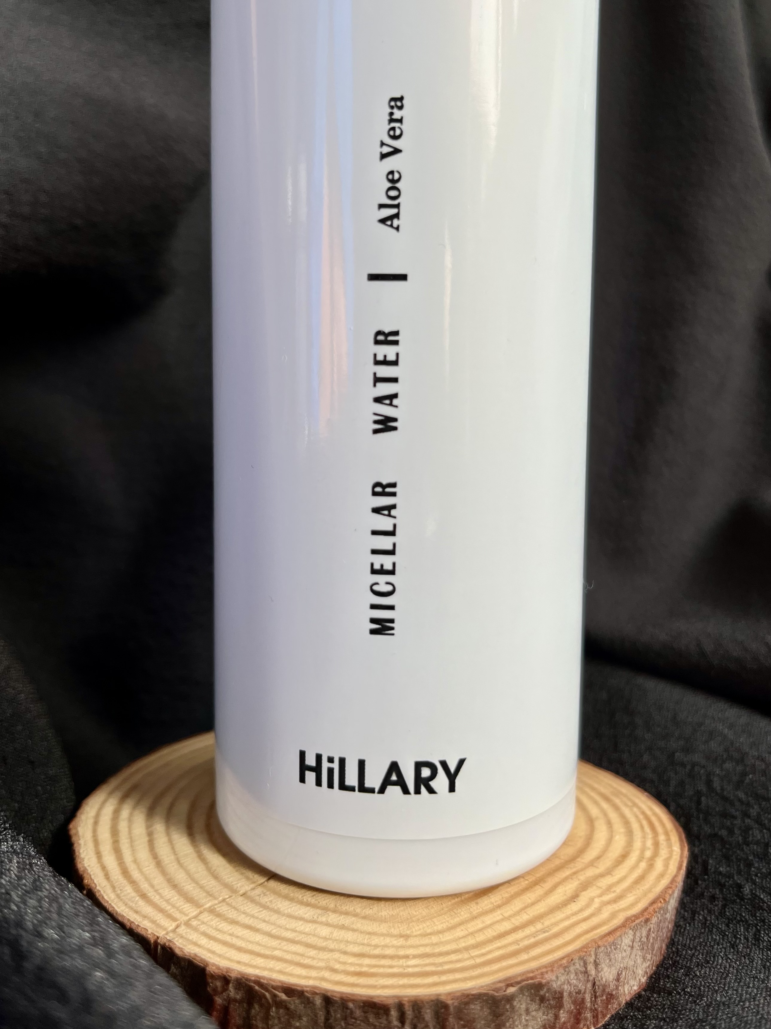 Міцелярна водичка від Hillary