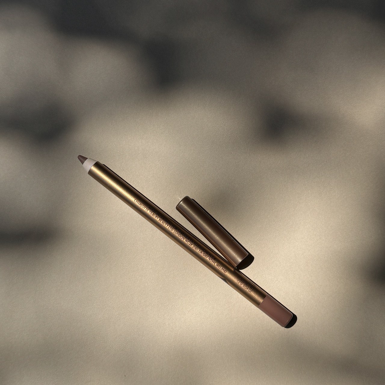 Charlotte Tilbury lip liner Iconic Nude