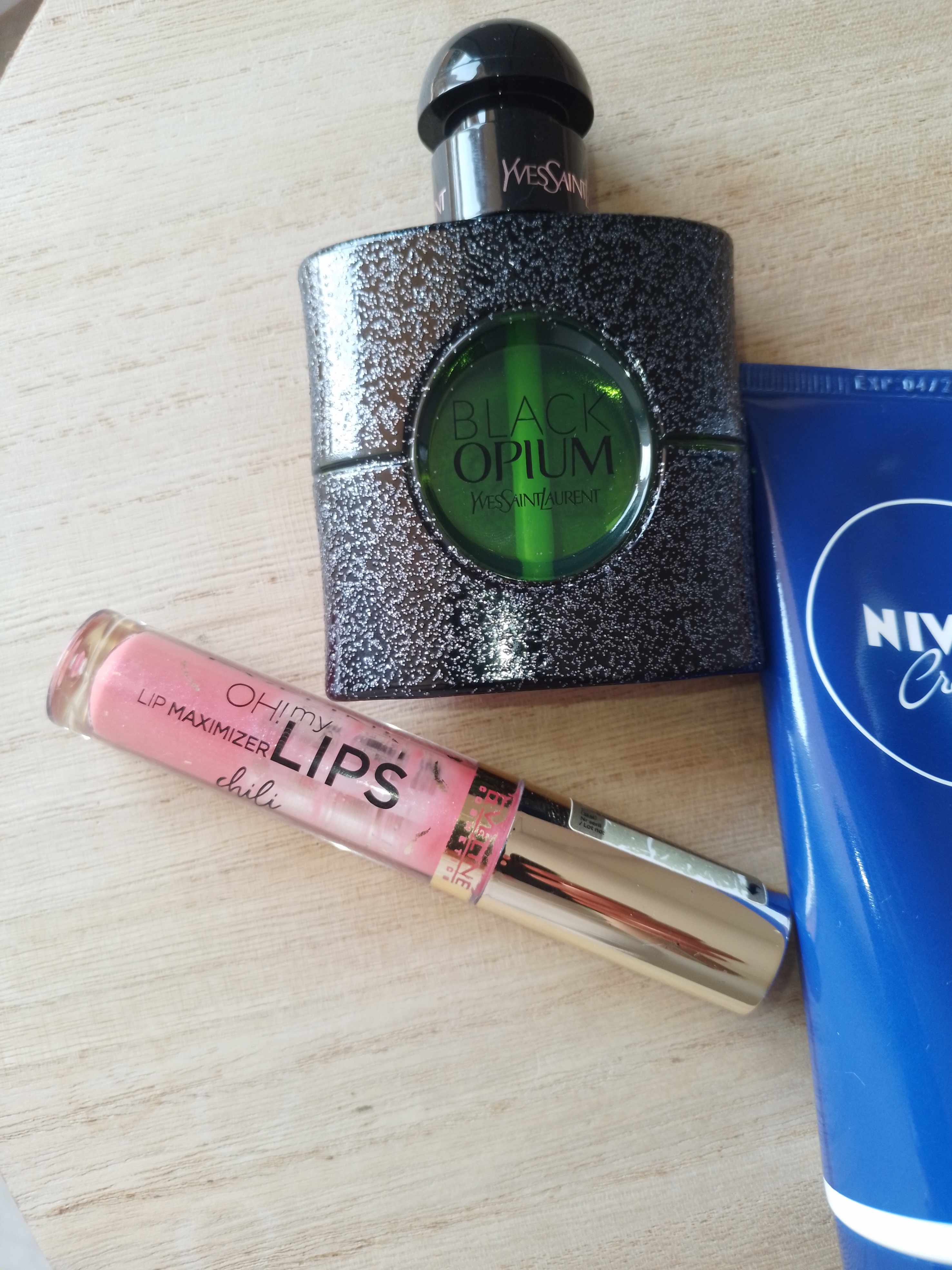 Eveline cosmetics. Oh! My lips. Максимайзер для губ Chili.