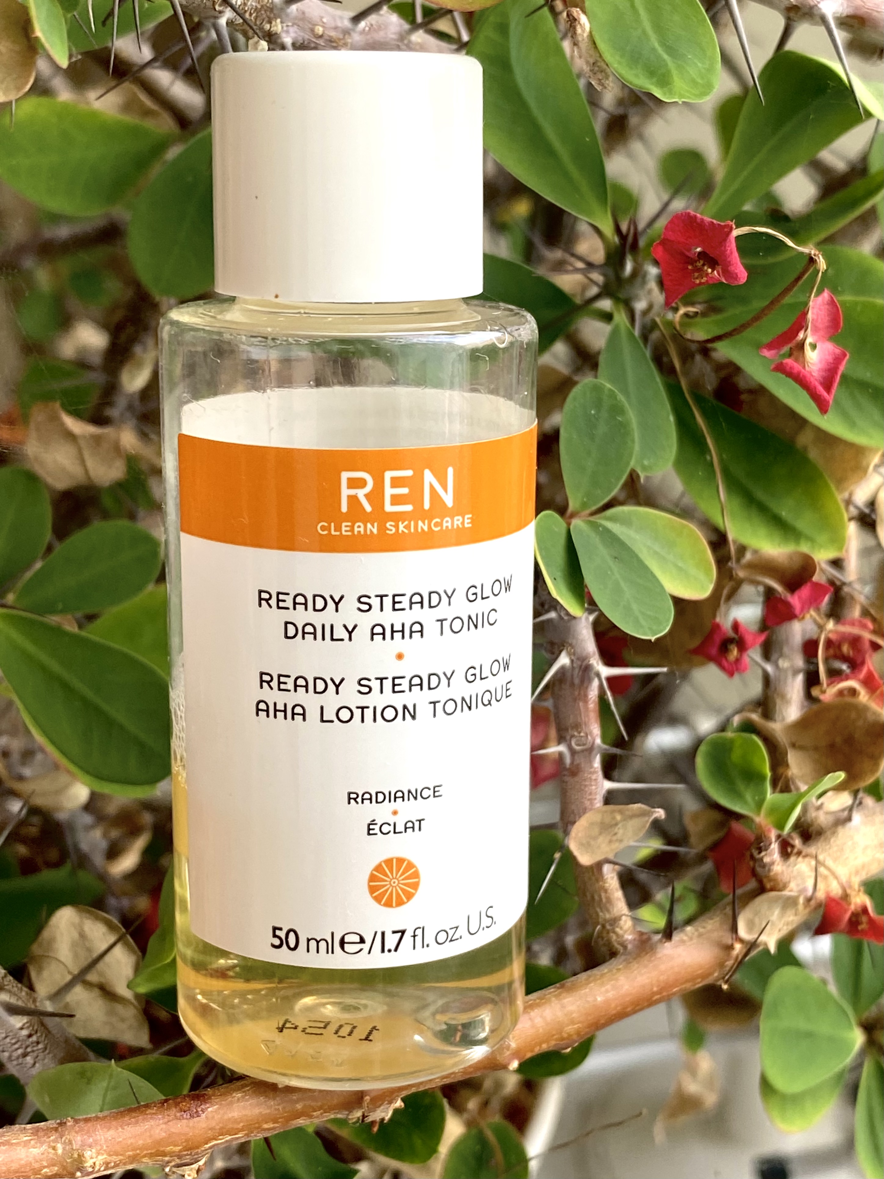 Ren Radiance Ready Steady Glow Daily AHA Tonic З молочною кислотою