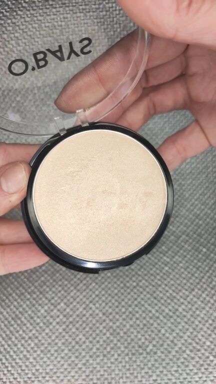 Хайлайтер пудровий для обличчя O’BAYS Luminizer Highlighter