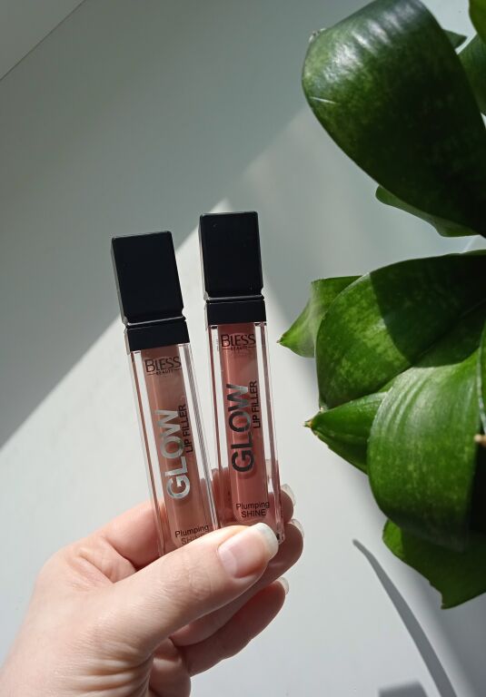 Глянцевий нюд з серії Glow від Bless Beauty