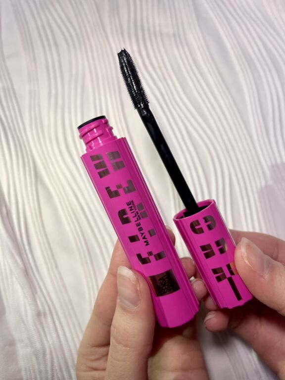 Чесний відгук на туш від Maybelline - LASH SENSATIONAL FIREWORK MASCARA