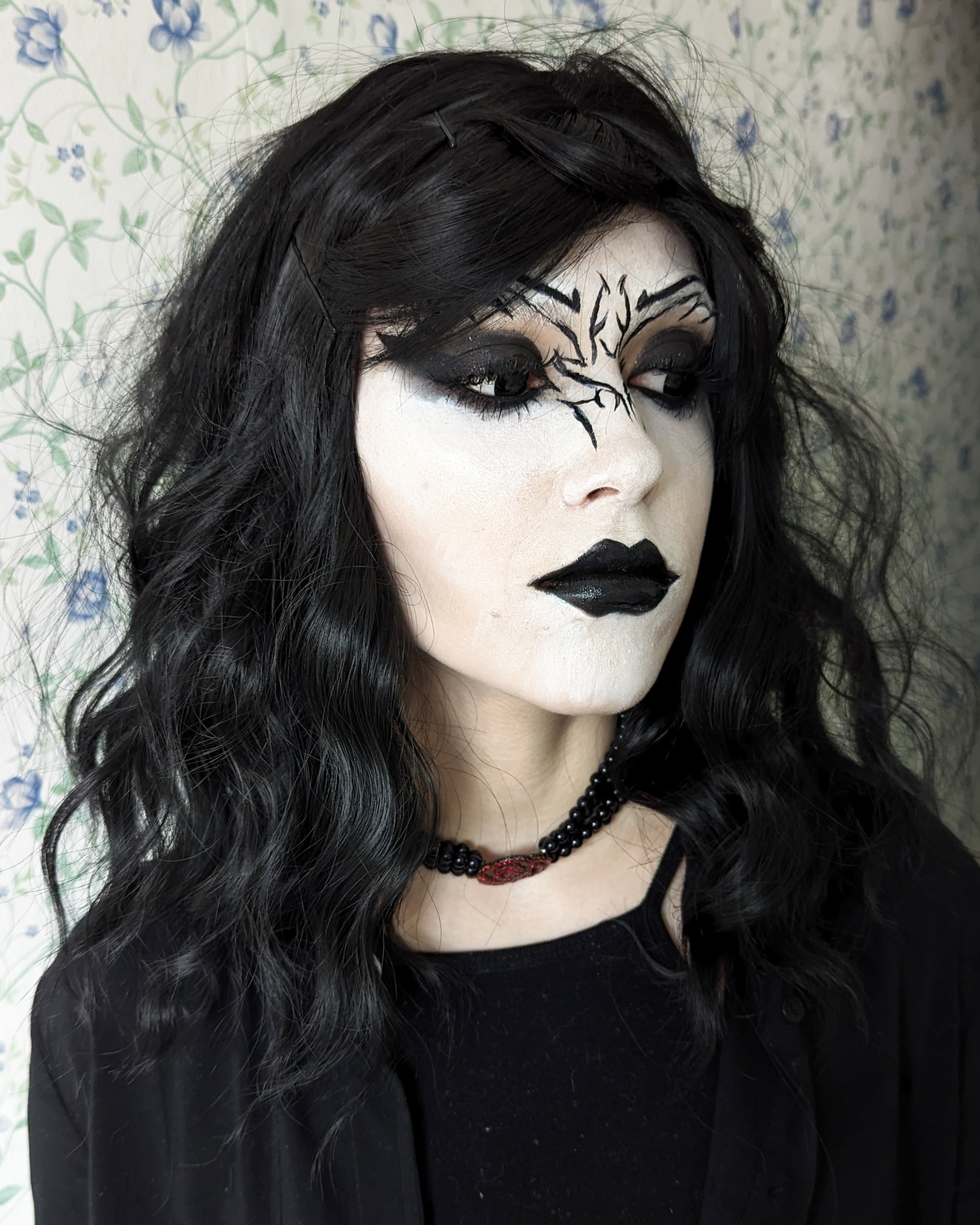 Туторіал "Goth makeup"