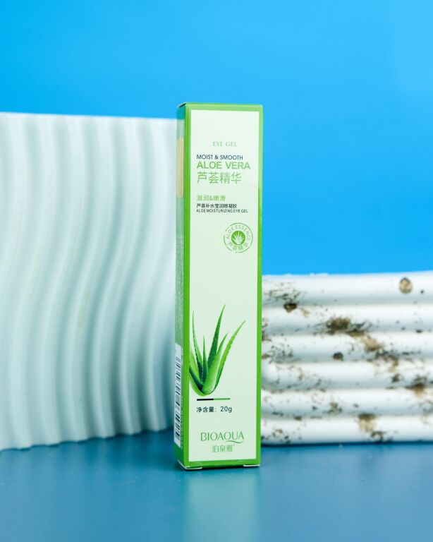 Подаруй прохолоду своїм вікам: Bioaqua Aloe Vera 92% Eye Gel