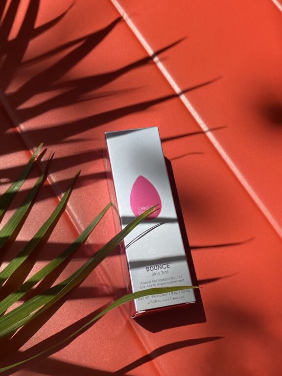 Beautyblender 12-Hour Always on Radiant Skin Tint with Hyaluronic Acid and Niacinamide, Light 2