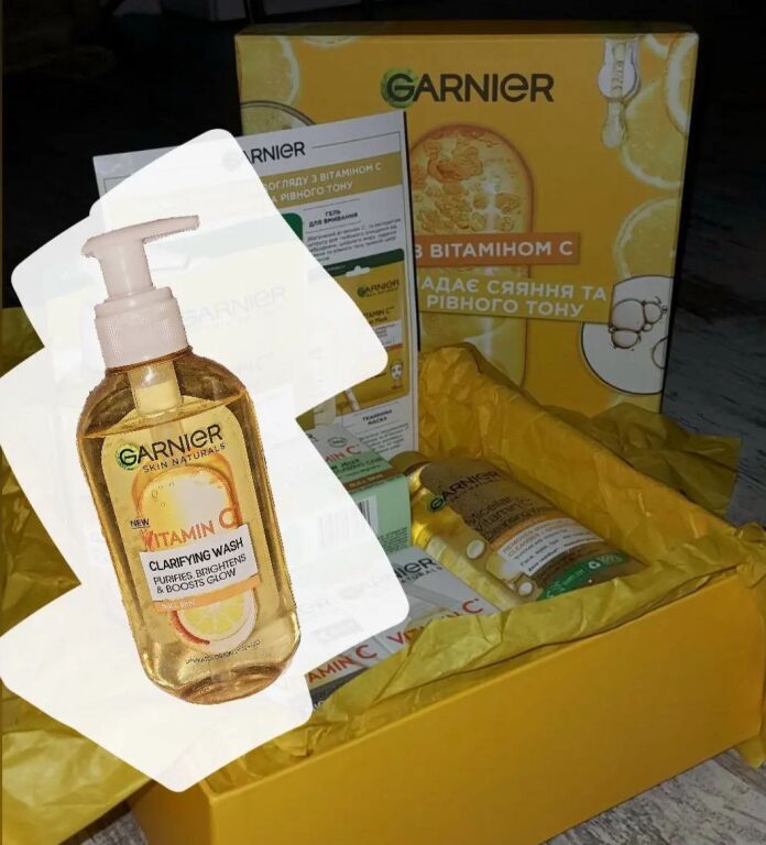 Очищувальний гель з подарункового боксу від Garnier ♡