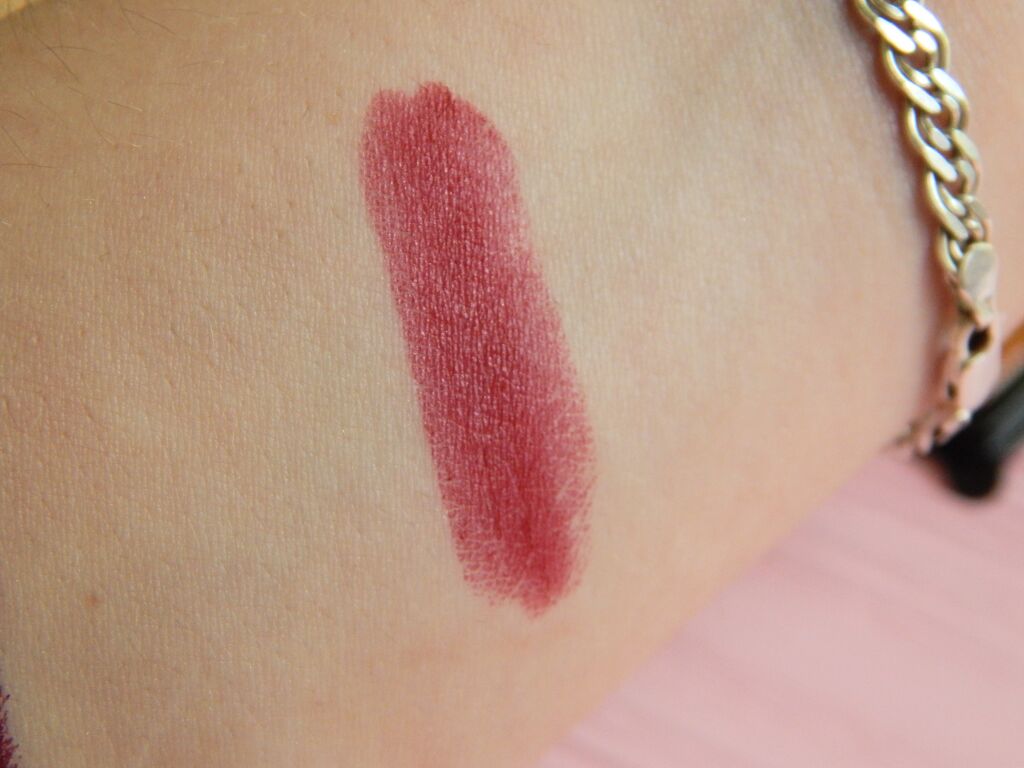 NYX Professional Makeup Butter Lipstick Lifeguard