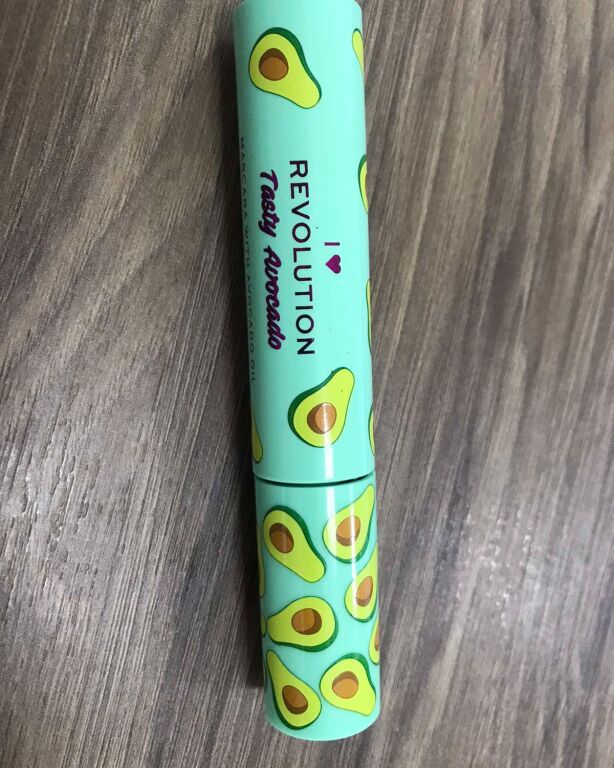 Туш для вій - i heart revolution tasty avocado mascara купувати чи ні?