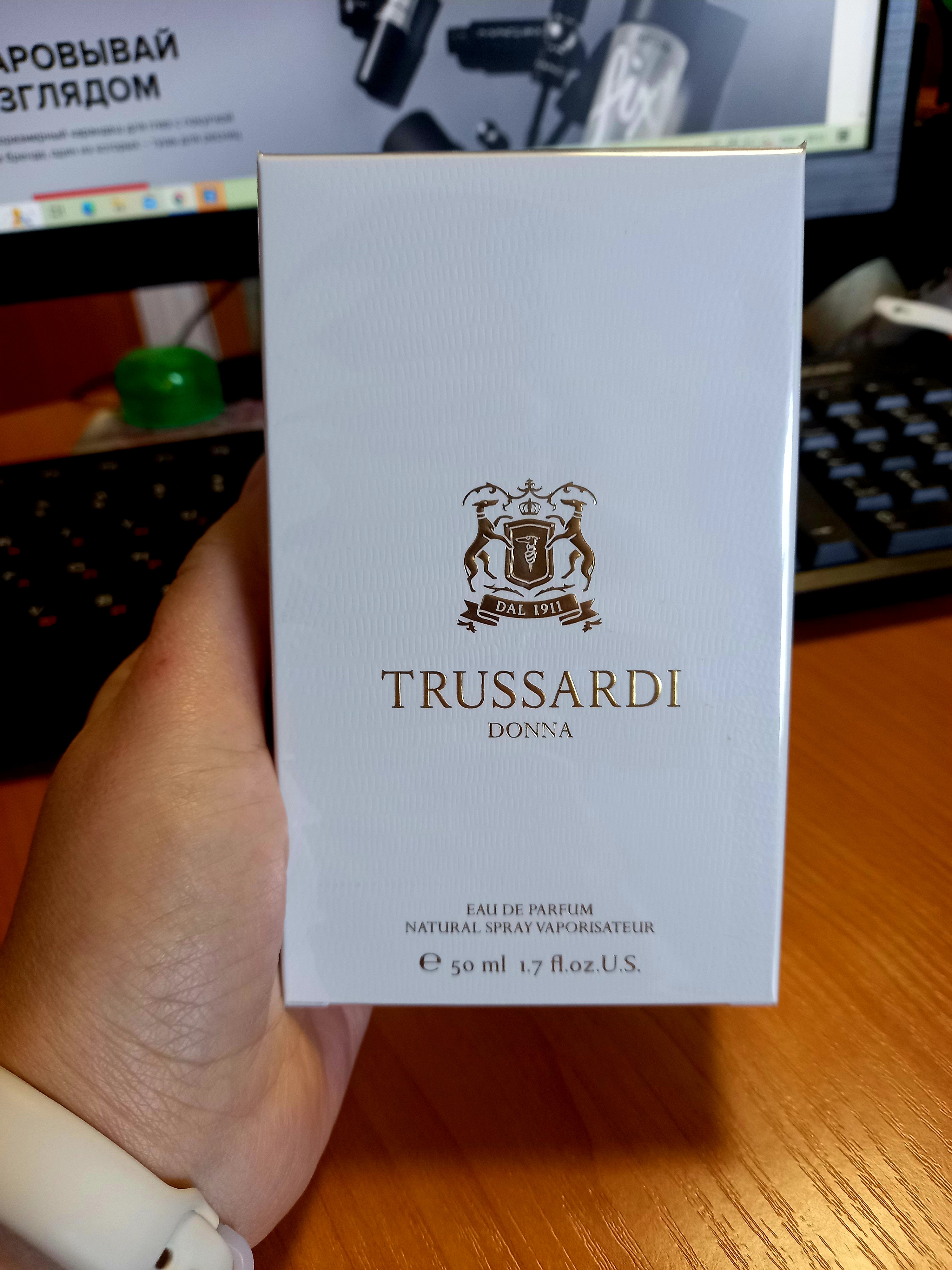 Популярний аромат Trussardi Donna Trussardi 2011