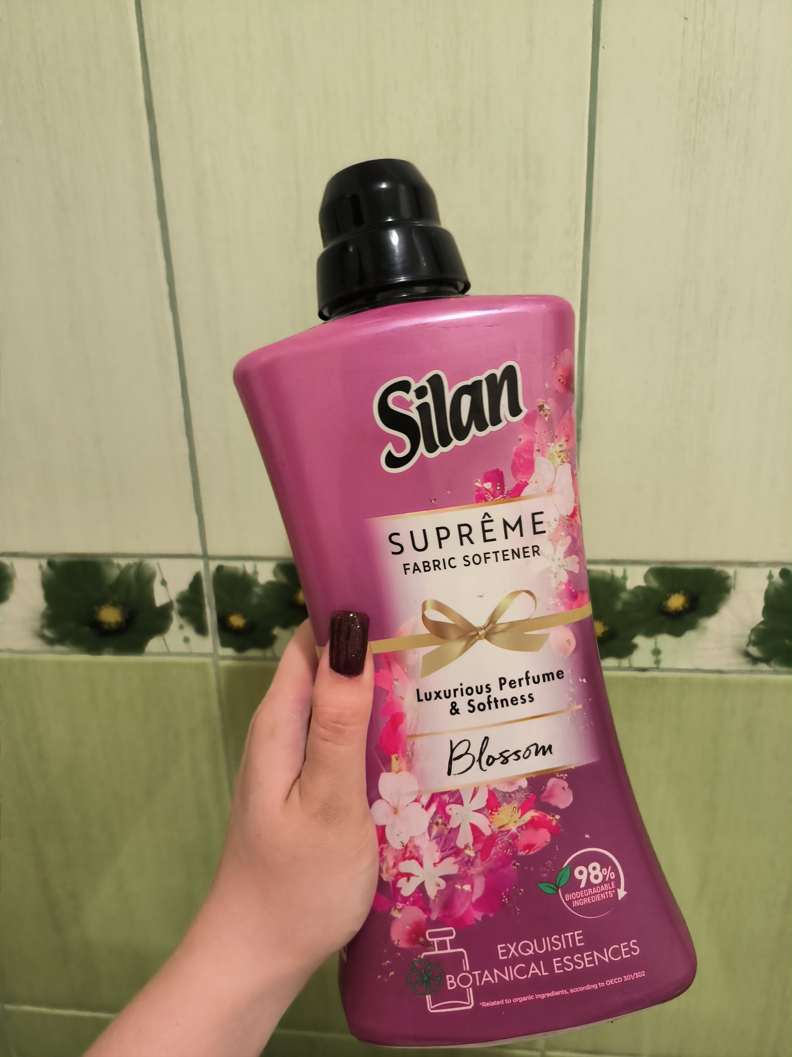 Кондиціонер для білизни Silan Supreme Blossom