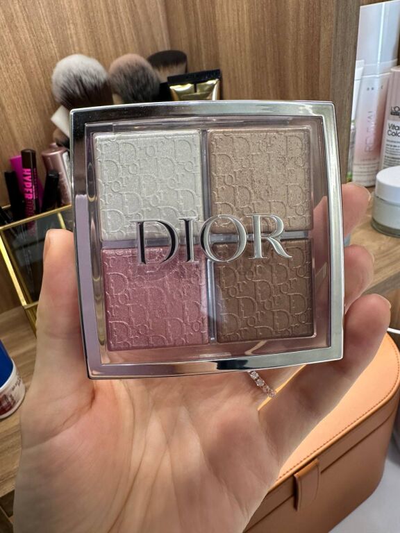 Dior Backstage Glow Face Palette або повний шайн