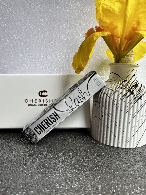 Засіб для росту вій Cherisher Cherish Lash