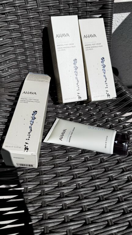 Шалені знижки Ahava Deadsea Mineral Water Foot Cream