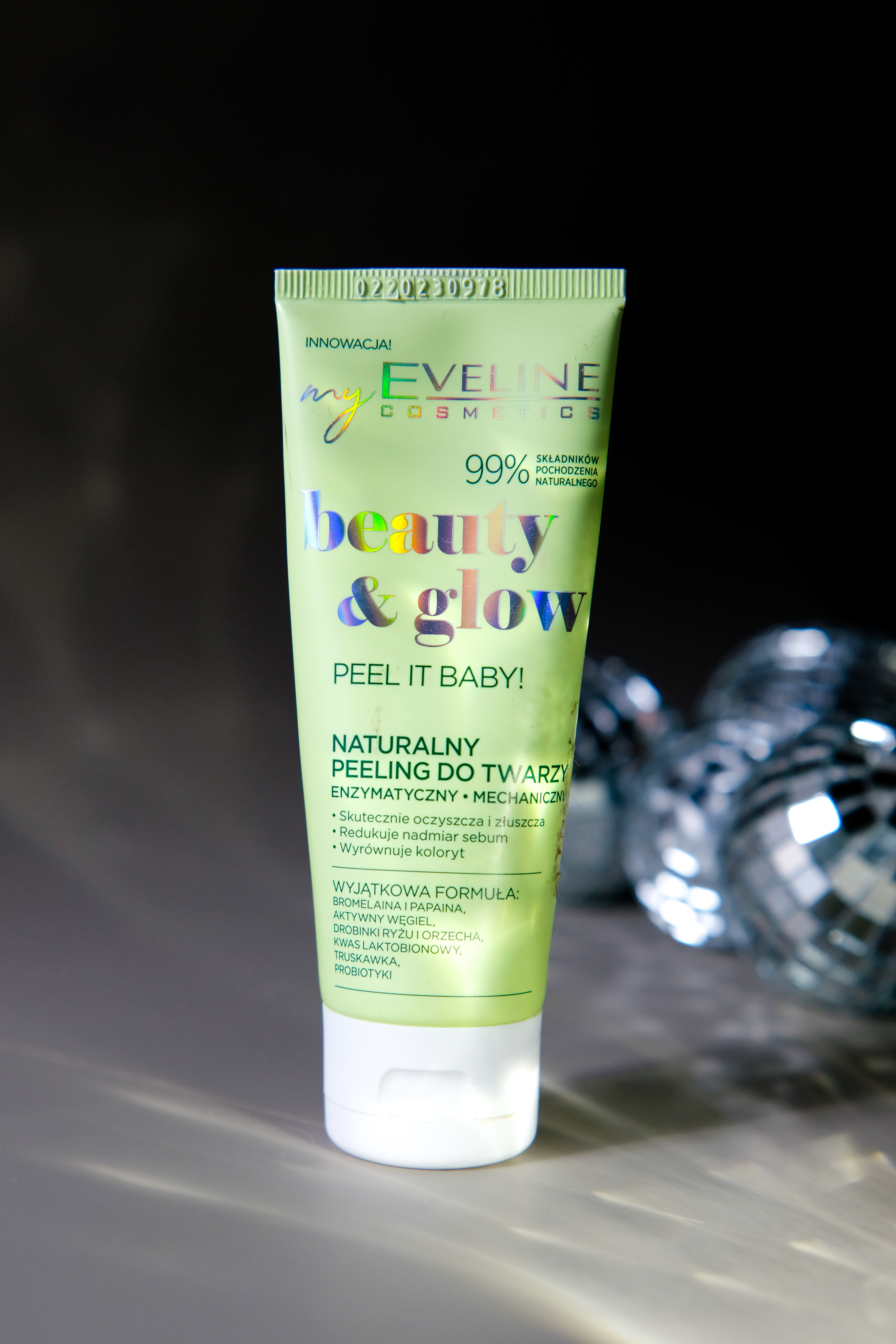 Скраб який наче створенний для сухої шкіри : Eveline  Beauty & Glow Peel It Baby! Natural F