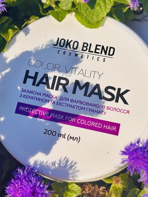 JOKO BLEND: кератиновий догляд для левиць із пористою гривою