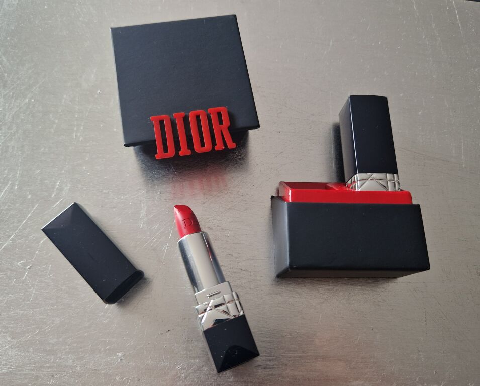 Ідеальні французькі червоні -  мініатюри Rouge Dior 999 Velvet & Satin