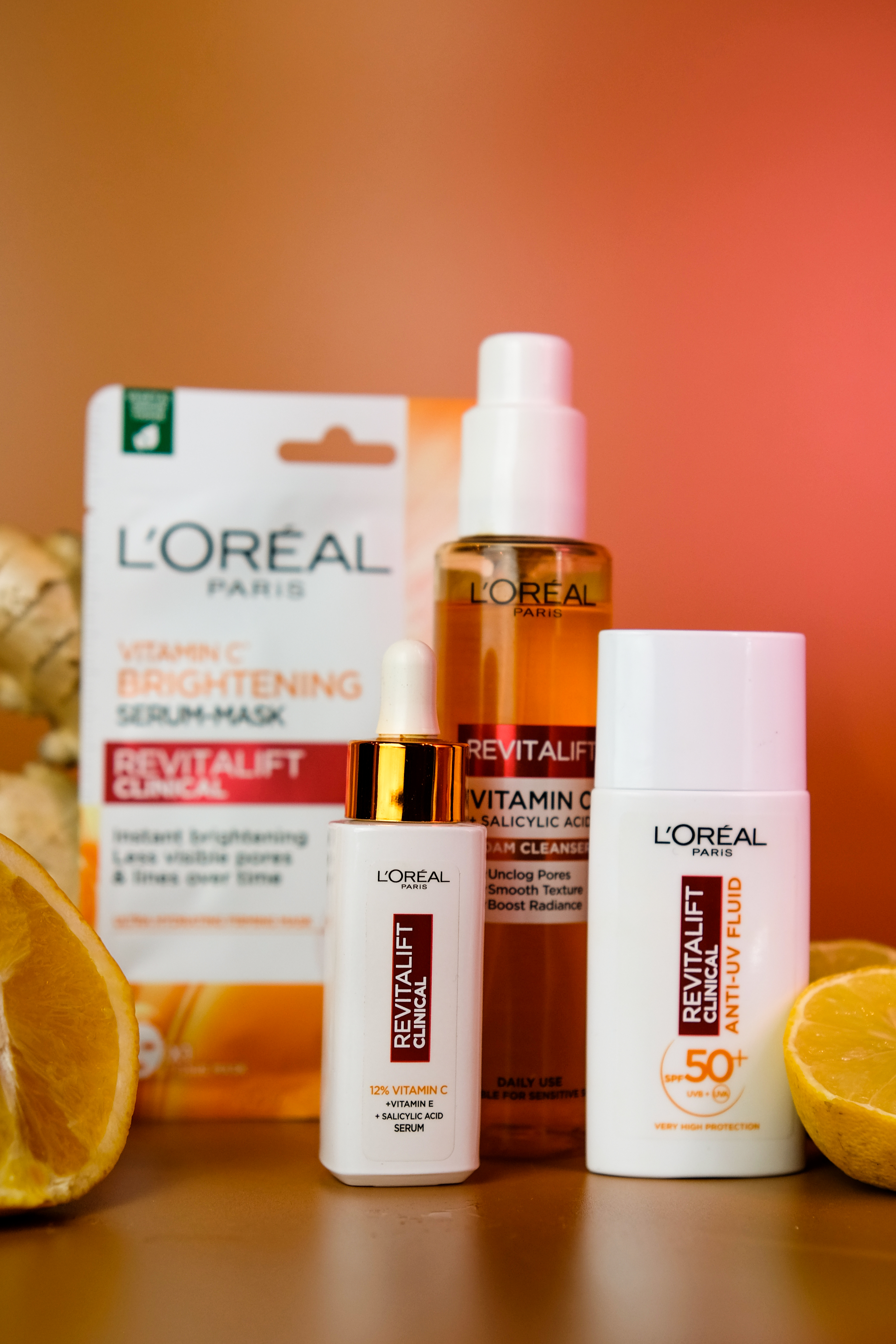 L'Oreal Paris Revitalift Vitamin C : Набір який так багато обіцяє