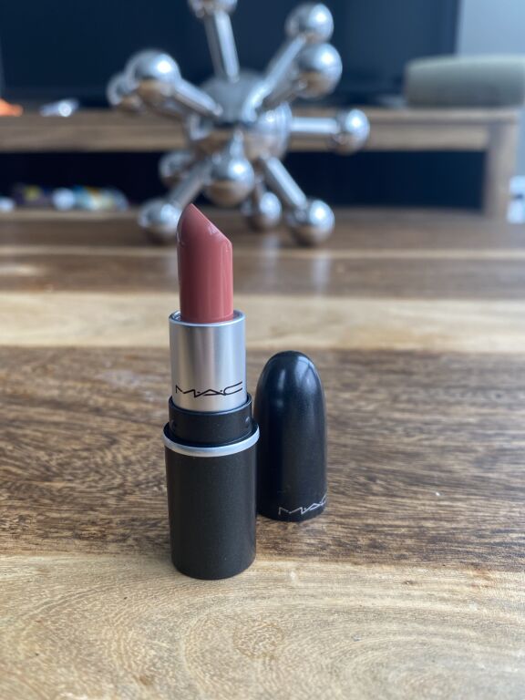 MAC Cosmetics Matte Lipstick Velvet Teddy