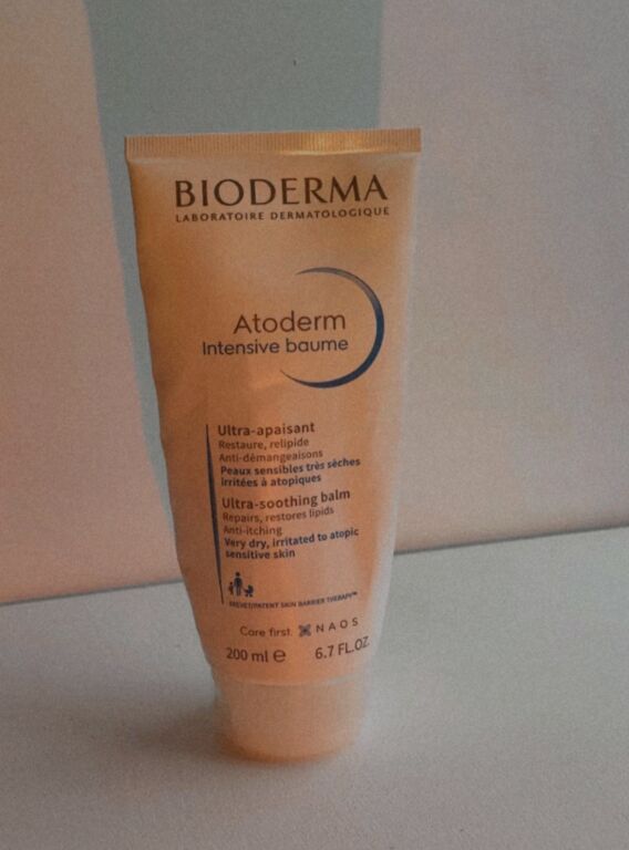 Заспокійливий бальзам для сухої шкіри від Bioderma