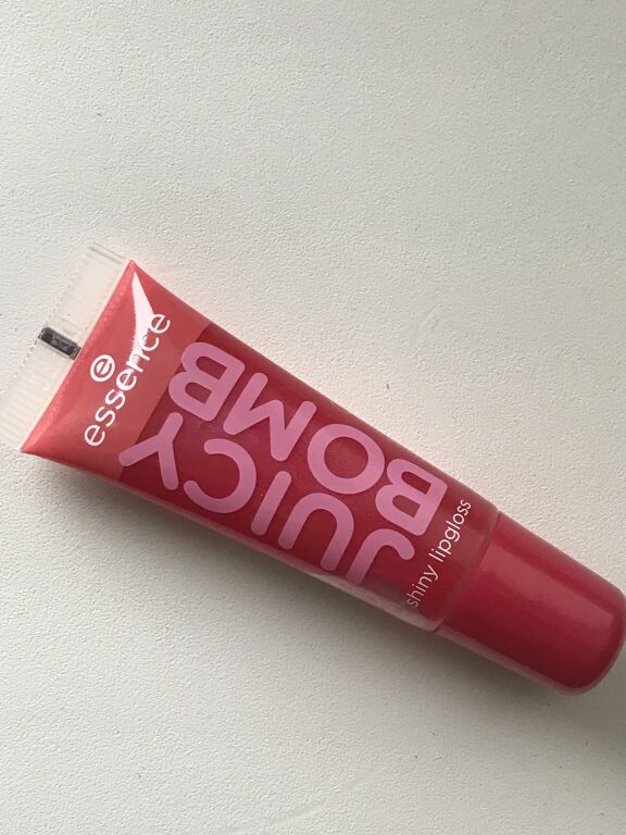 Essence Juicy Bomb🍒🍉🍎🍌🍏🍓🍍🫐