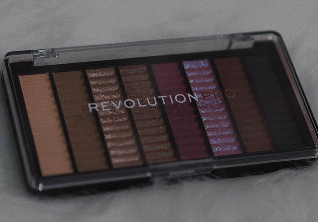 Revolution Pro Supreme Eyeshadow Palette