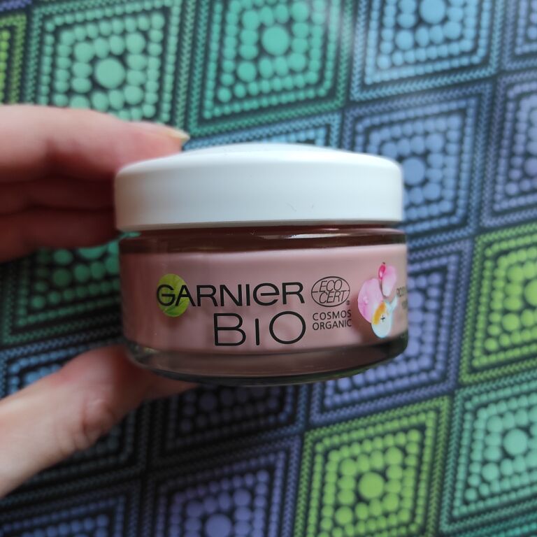 Garnier Bio Cream Rose - органічний крем не за всі гроші світу