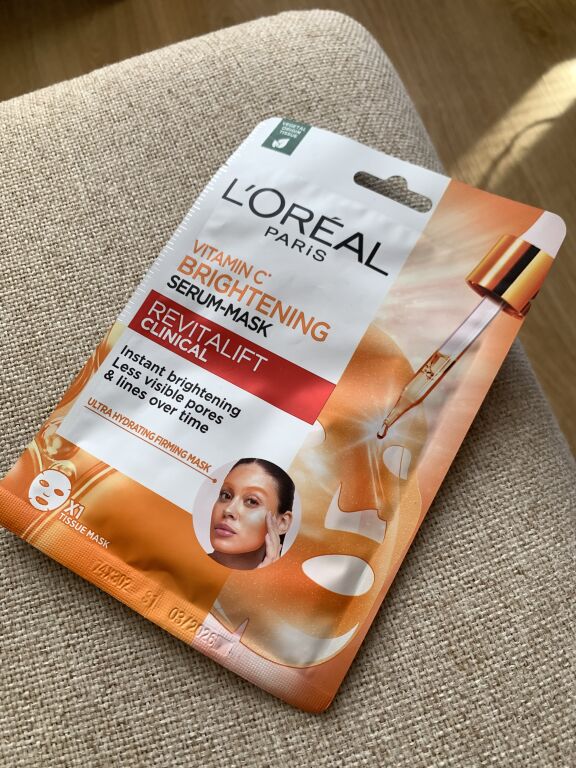 Свіжий погляд зранку �за 15 хв! L’Oréal Paris Revitalift Clinical