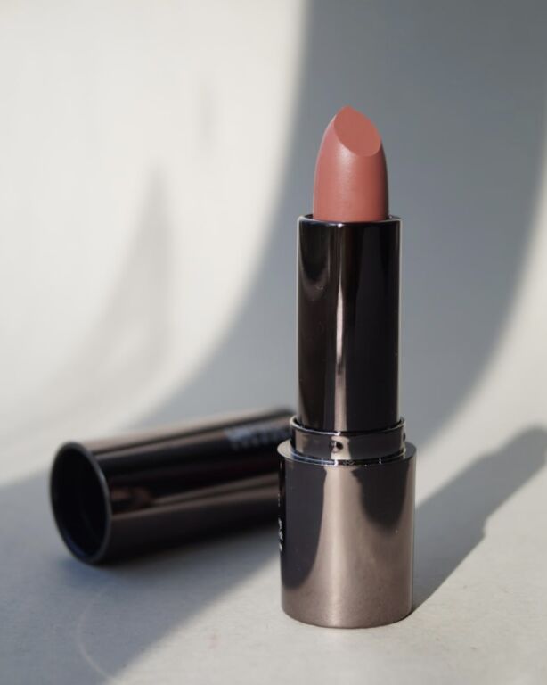 Помада LN Pro Lip Glaze Silky Cream Lipstick