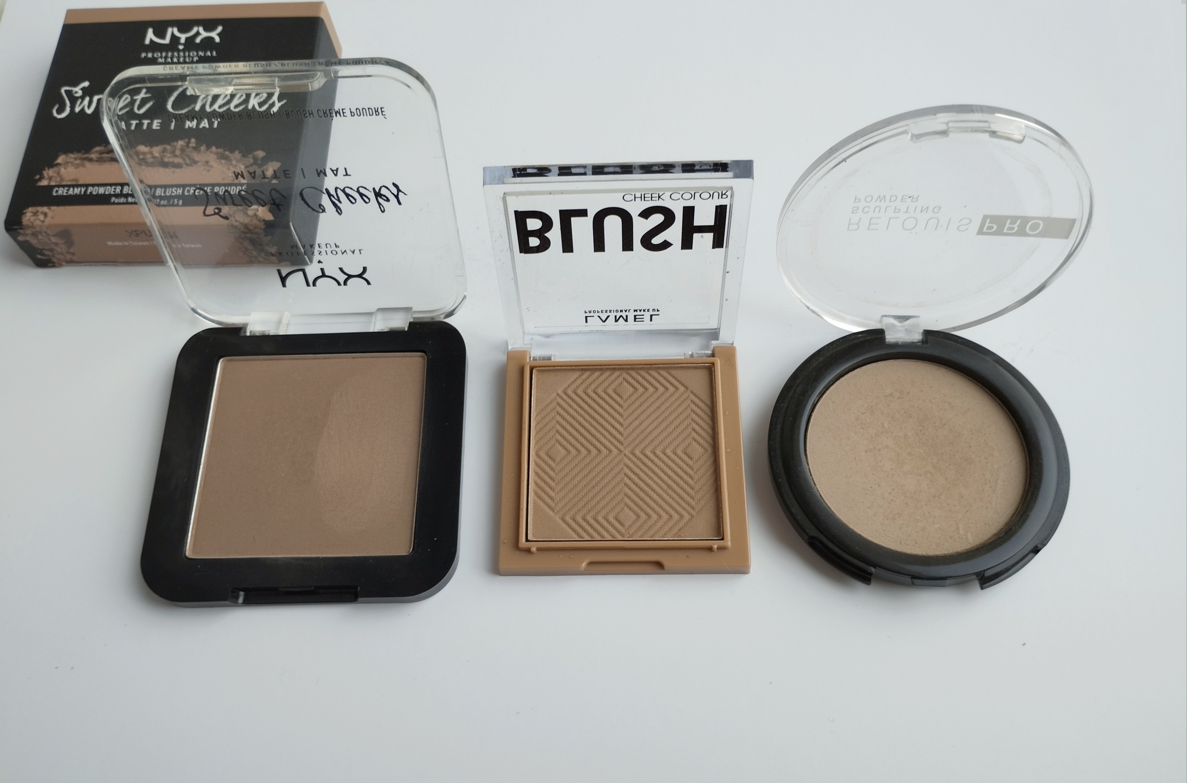 Бюджетний конкурент Nyx So taupe? Порівняння популярних скульпторів і мої враження.