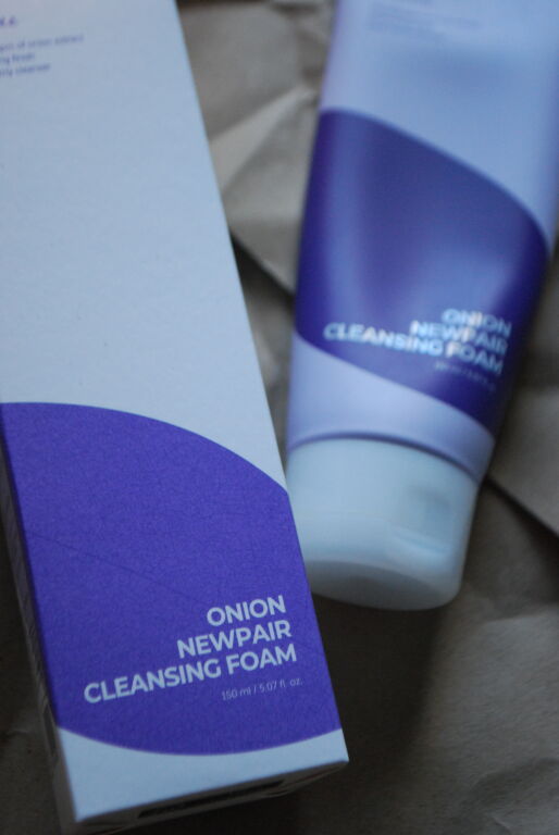 IsNtree Onion Newpair Cleansing Foam