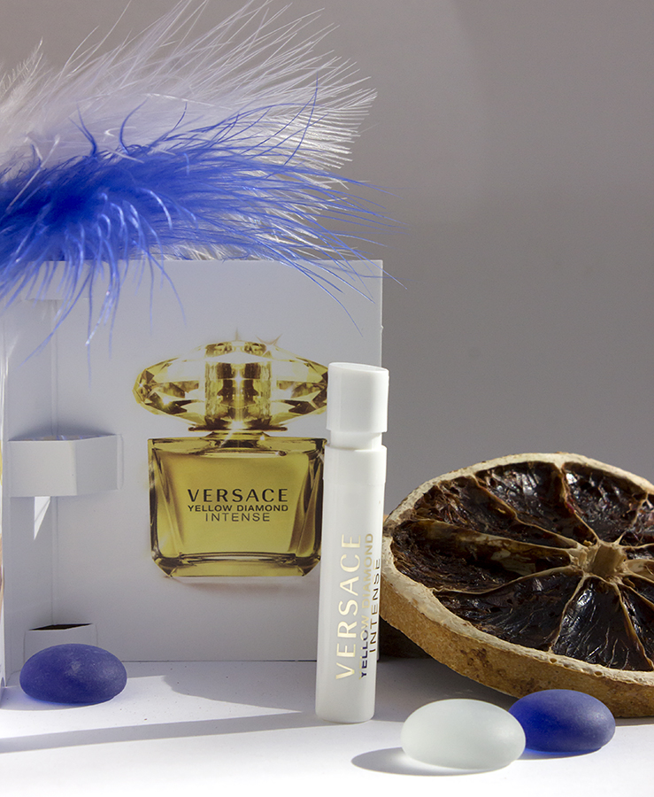 Versace Yellow Diamond Intense