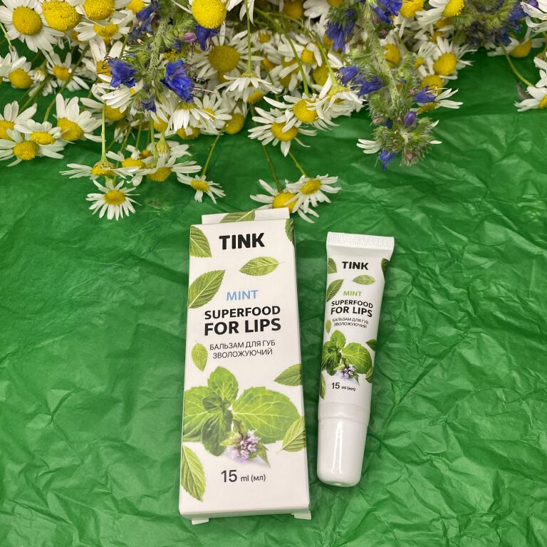 Охолоджуючий бальзам для губ "М'ята" Tink Superfood For Lips Mint