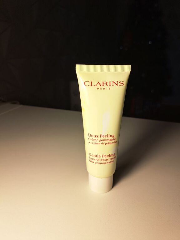 Пілінг для обличчя від Clarins