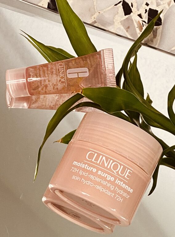 Clinique Moisture Surge: легендарне зволоження