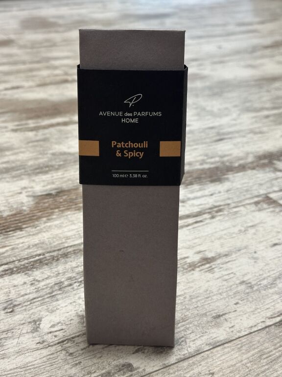 Аромадифузор Avenue Des Parfums Home Patchouli & Spicy