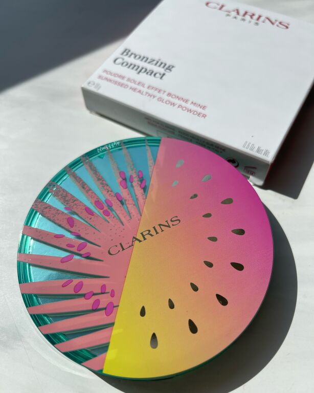 В очікуванні літа з Clarins Bronzing Compact Frozen Summer