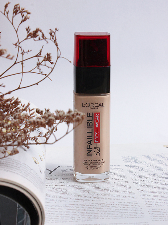 L'Oreal Paris Infallible 32H Fresh Wear Foundation у відтінку 145 Beige Rose