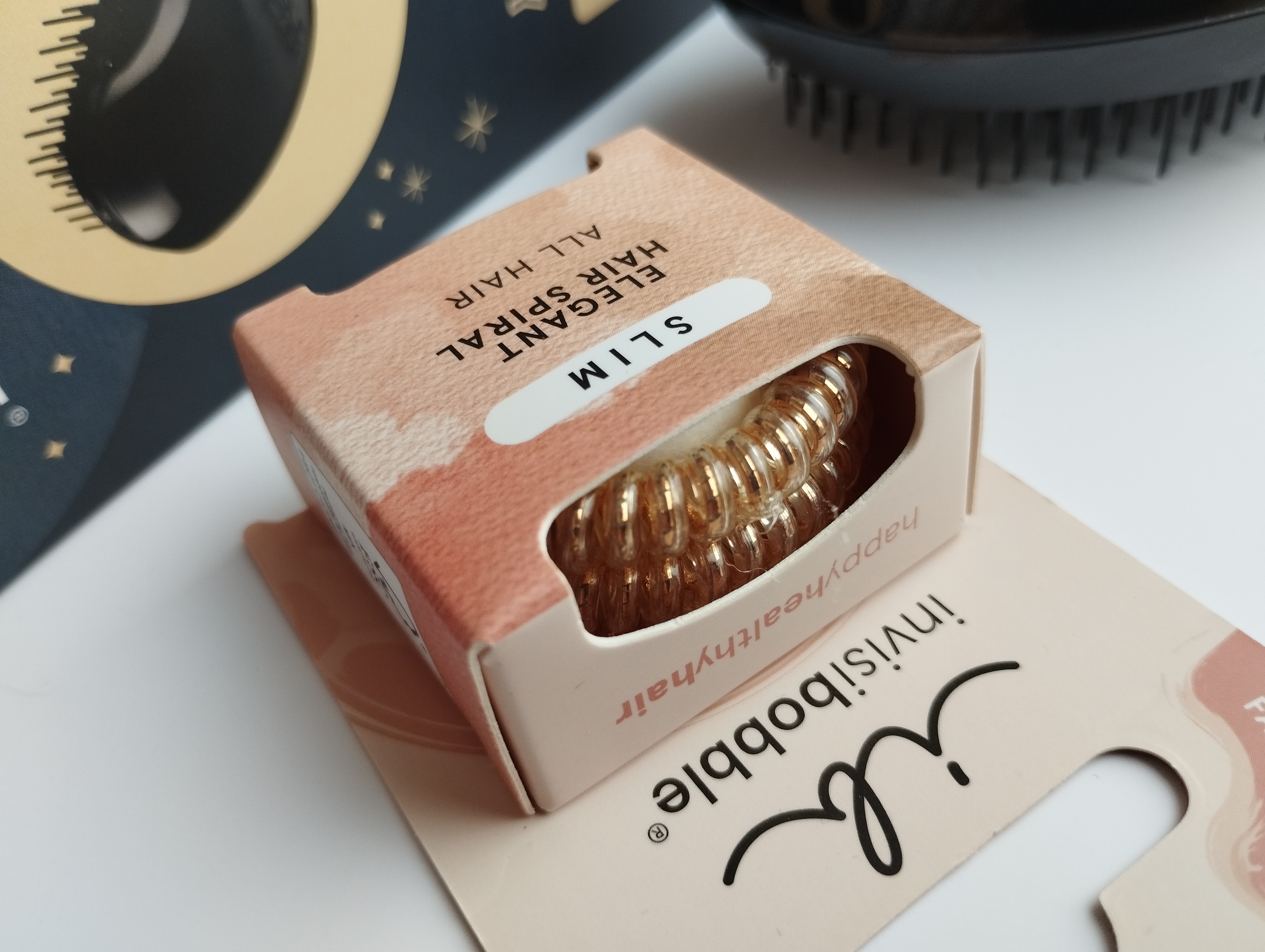 Супер набір invisibobble x Tangle Teezer Holiday kit.