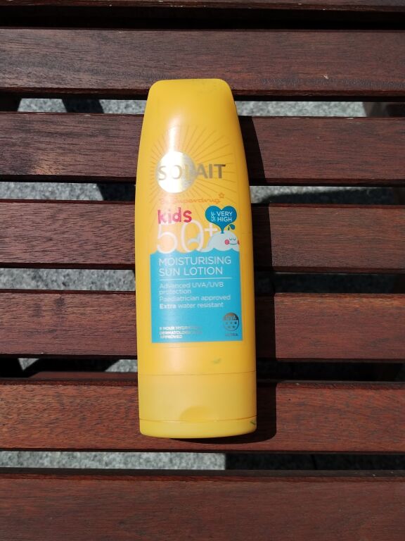 Solait kids moisturising sun lotion 50+ extra water resistant