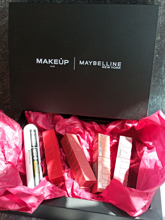 Той сам�ий бокс від #maybellinenymakeupclub