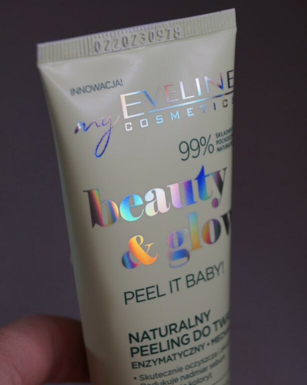 Натуральний ензимний скраб для обличчя Eveline Cosmetics Beauty & Glow Peel It Baby