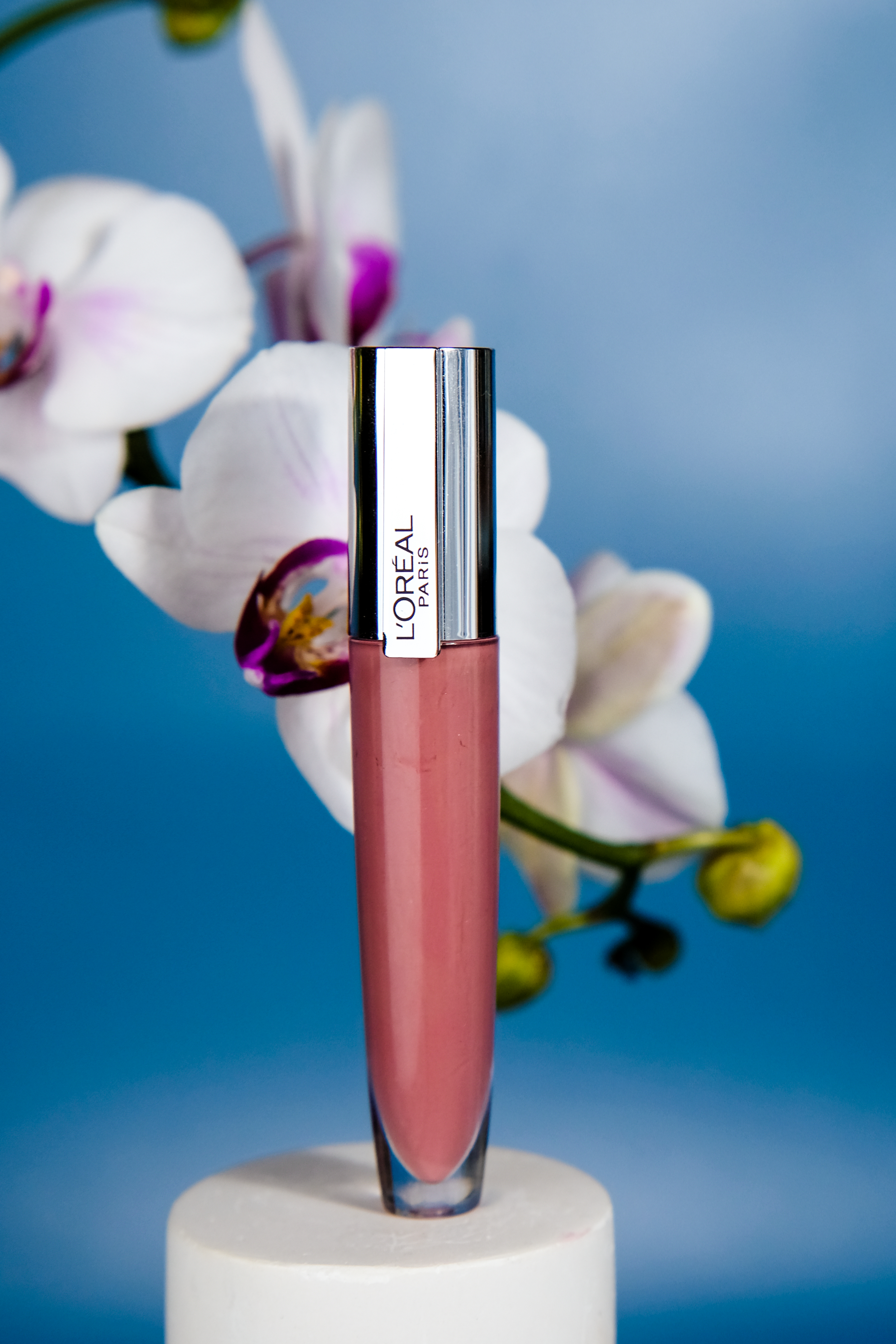 L'Oreal Paris Glow Paradise Balm-in-Gloss : для тих хто полюбляє ніжні образи