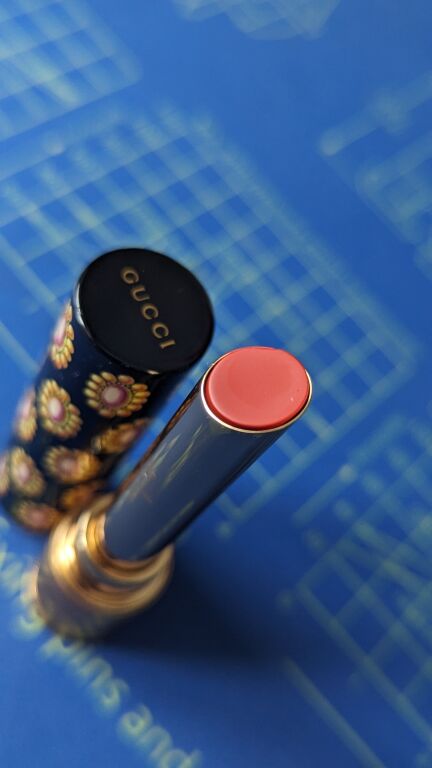 Gucci Rouge De Beauté Brillant Lipstick