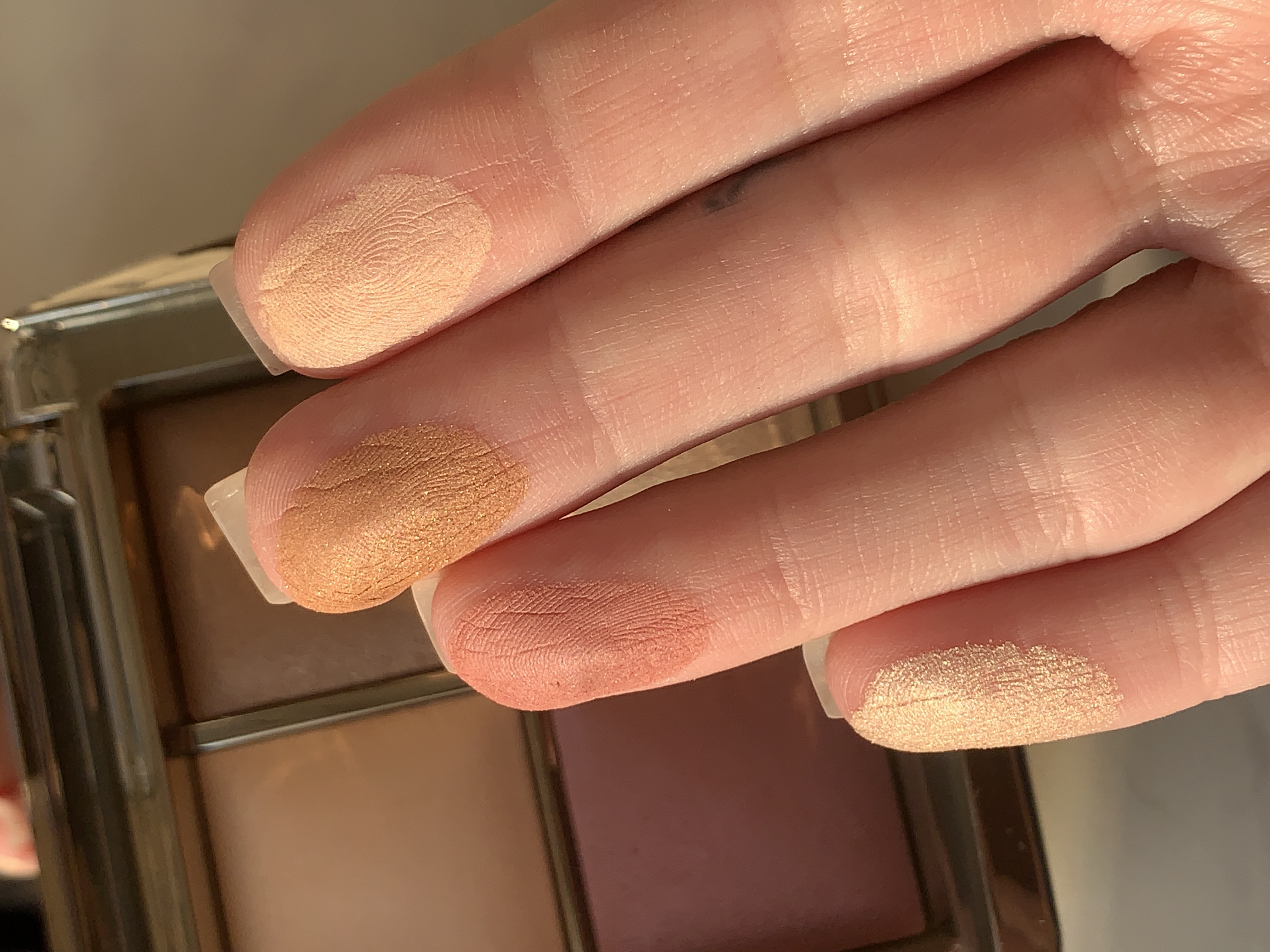 Hourglass Ambient Lighting Edit Mini - Sculpture Unlocked