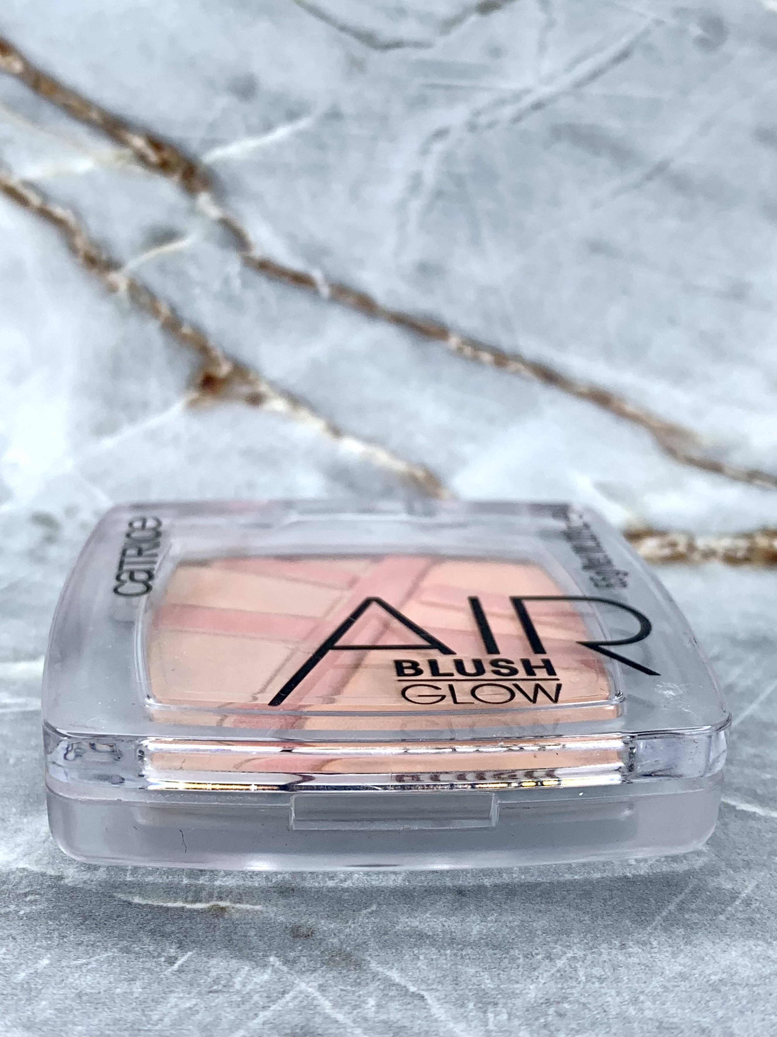 Румʼяна Catrice Airblush