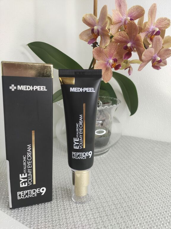 Омолоджувальний крем для повік з пептидами Medi Peel Peptide 9 Hyaluronic Volumy Eye Cream