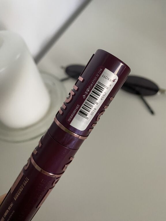 Lash Sensational Sky High Burgundy Mascara