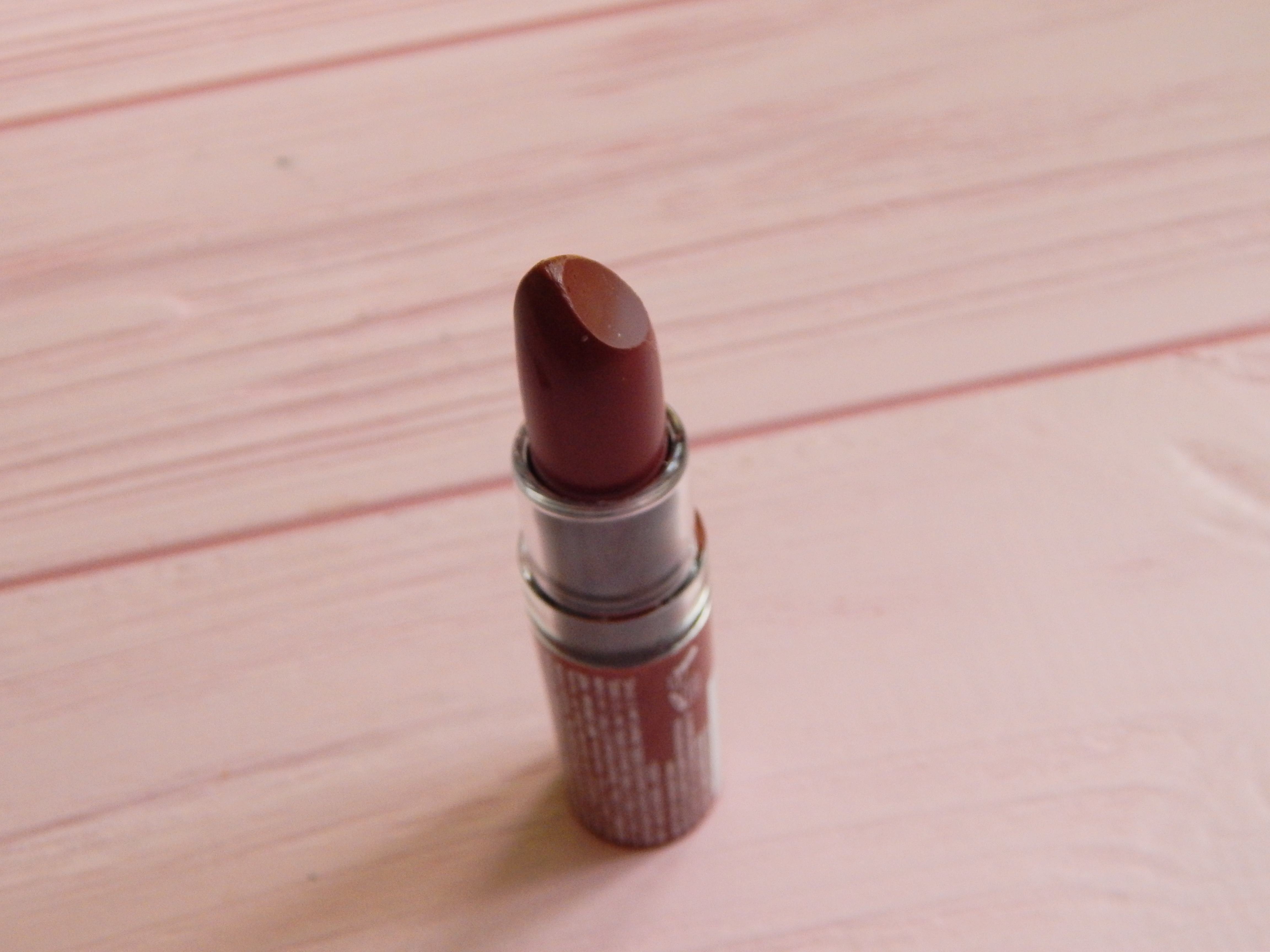 NYX Professional Makeup Butter Lipstick Lifeguard